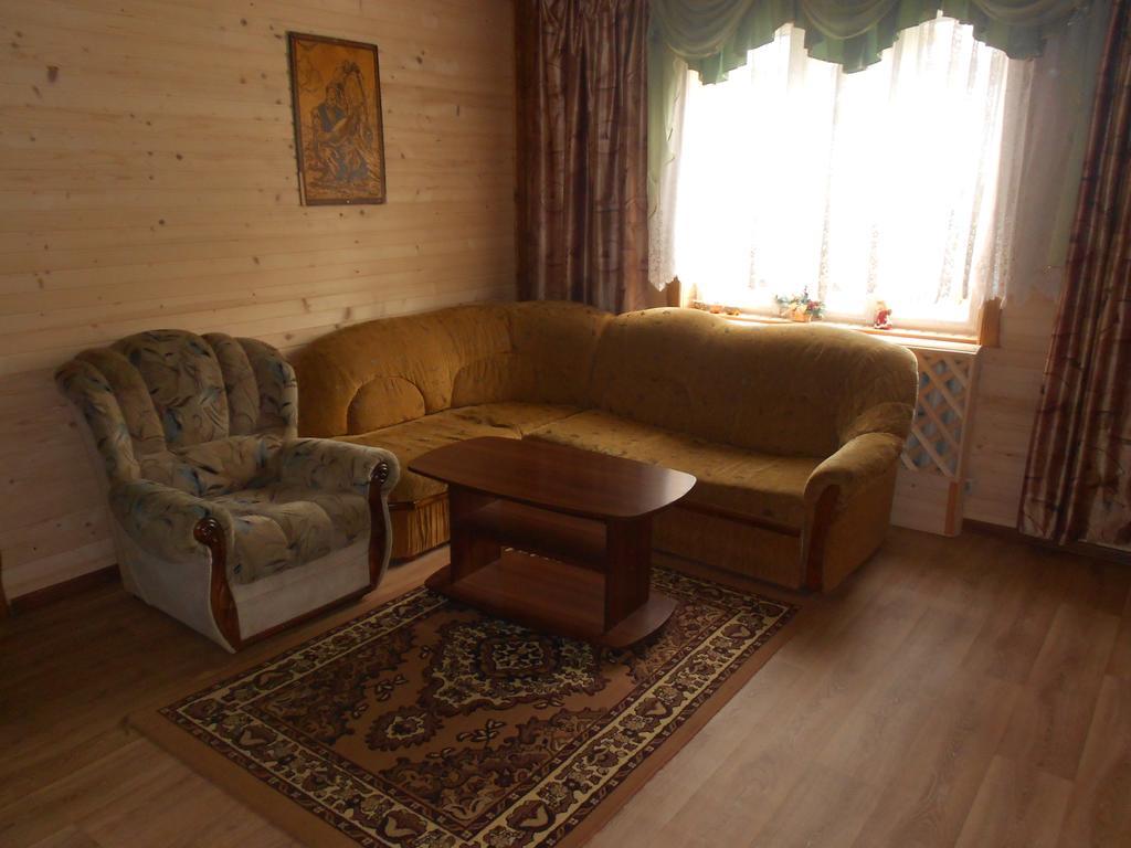 Sadyba Karpatskyi Vedmid Kossiw Exterior foto