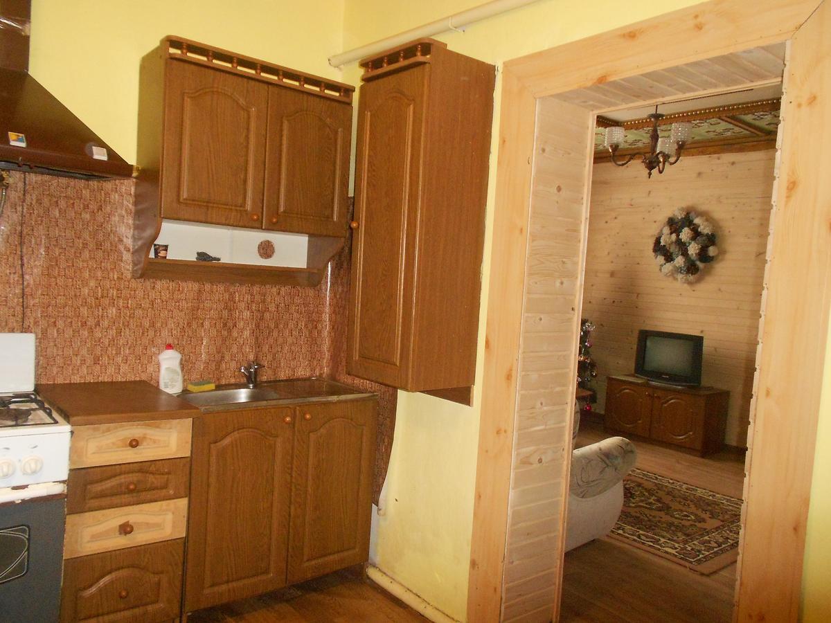 Sadyba Karpatskyi Vedmid Kossiw Exterior foto