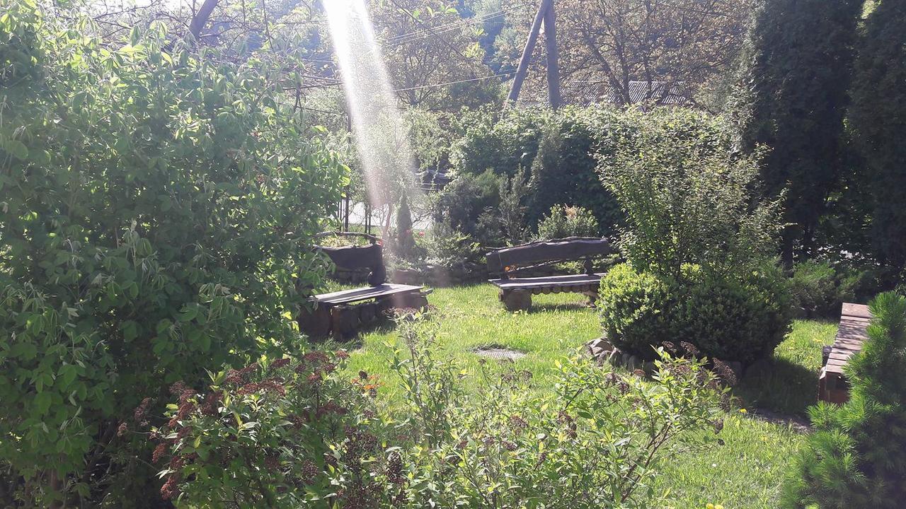 Sadyba Karpatskyi Vedmid Kossiw Exterior foto